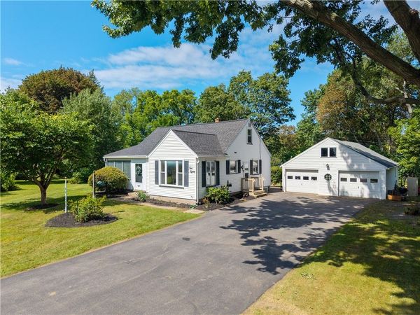 480 Pineview Drive , Webster, NY 14580