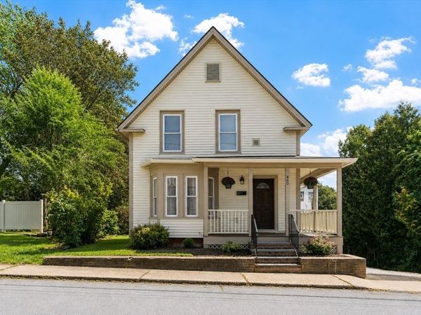 460 Pleasant St, Gardner, MA 01440