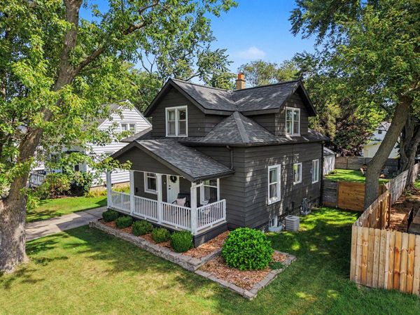 311 Michigan Street, Zeeland, MI 49464