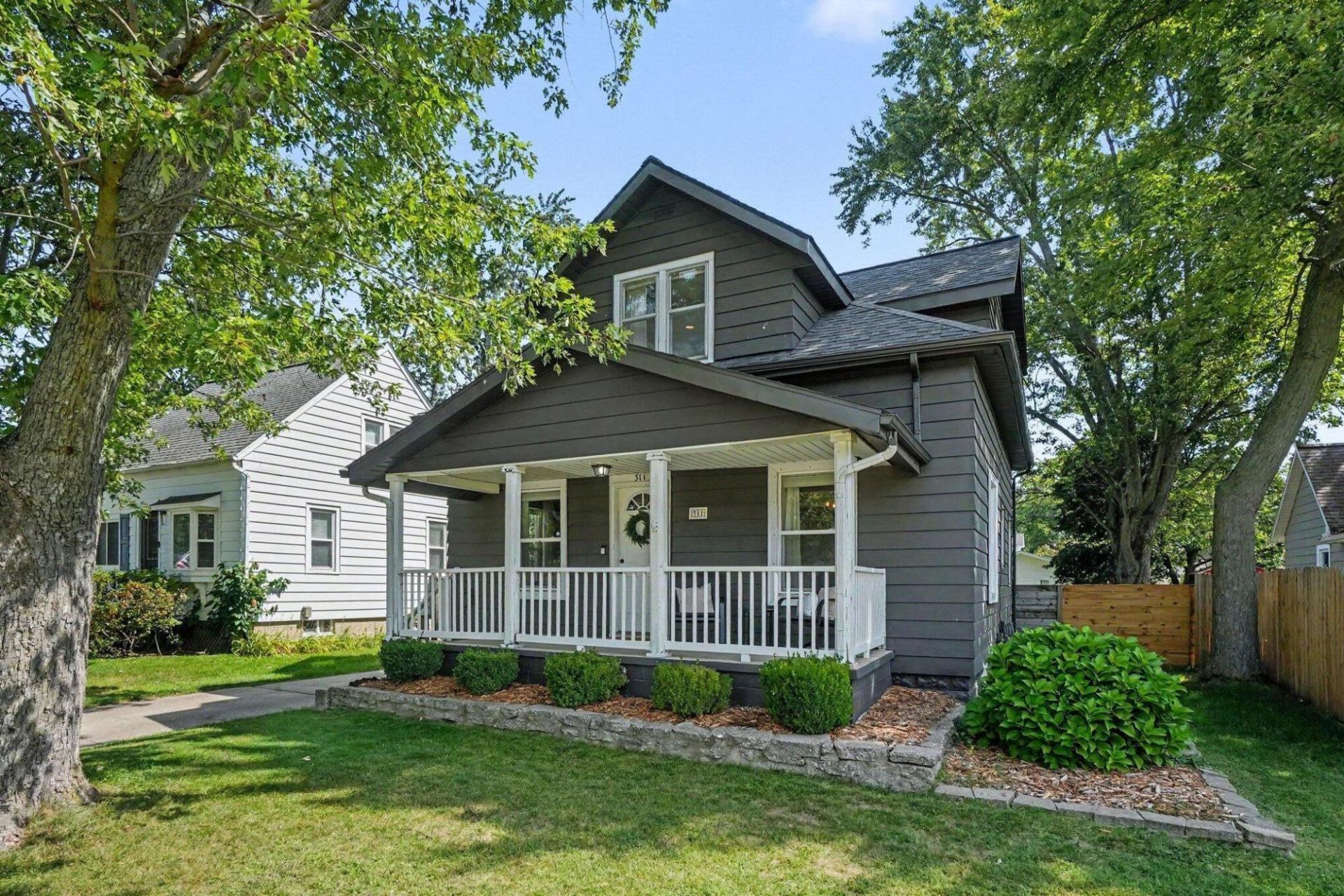 311 Michigan Street, Zeeland, MI 49464 Main Photo