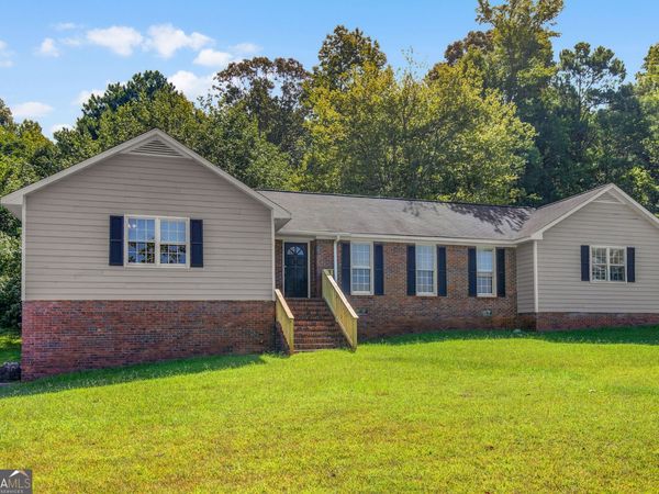 99 Sunnybrook Drive, Hogansville, GA 30230