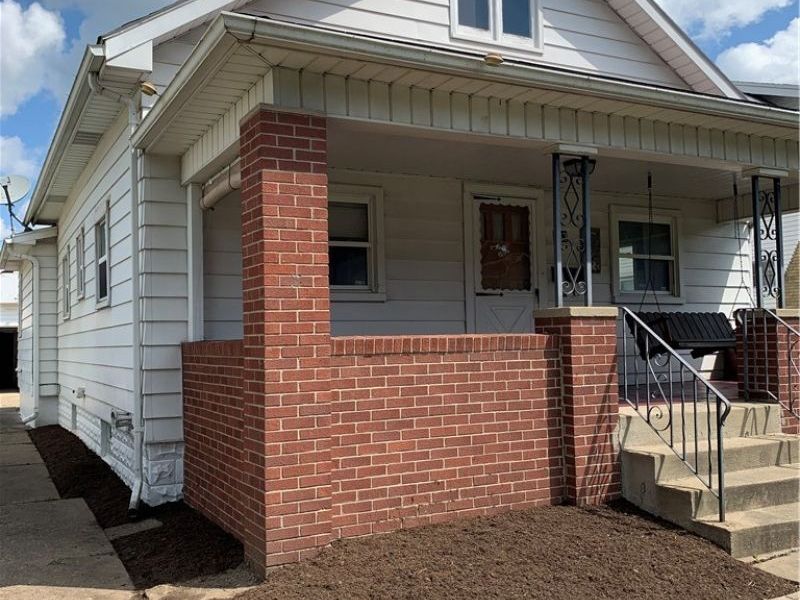743 Ray Avenue NW, New Philadelphia, OH 44663 Photo 3