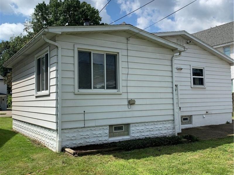 743 Ray Avenue NW, New Philadelphia, OH 44663 Photo 4