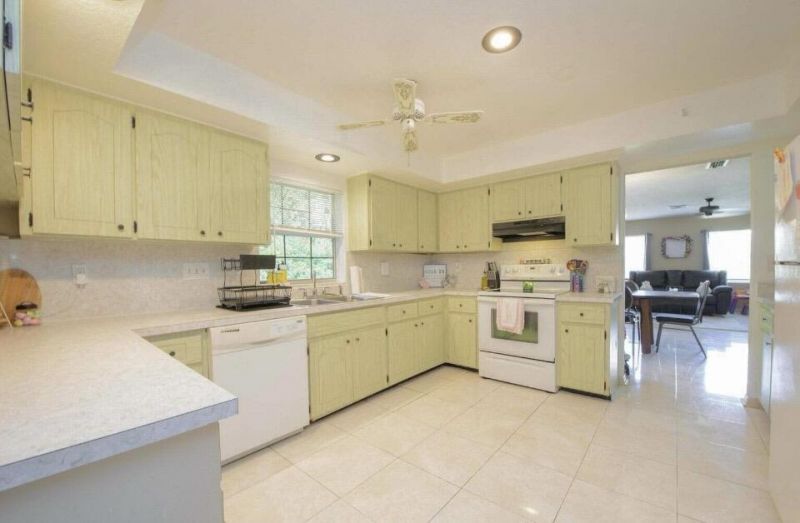 2118 SE Morningside Boulevard, Port Saint Lucie, FL 34952 Photo