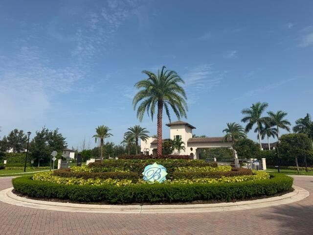 9207 W 33rd Lane, Hialeah, FL 33018 Photo