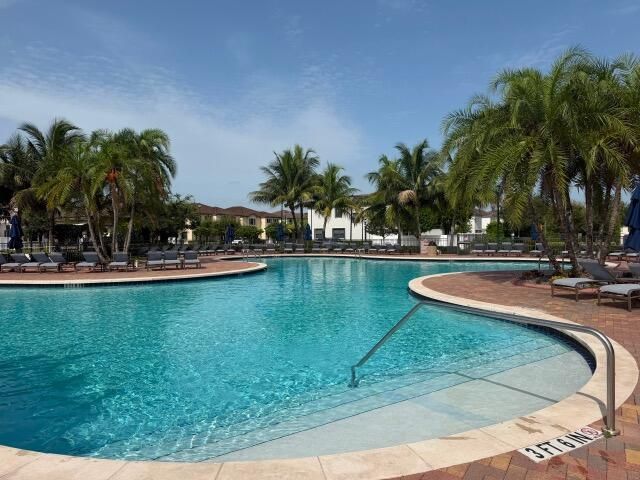 9207 W 33rd Lane, Hialeah, FL 33018 Photo