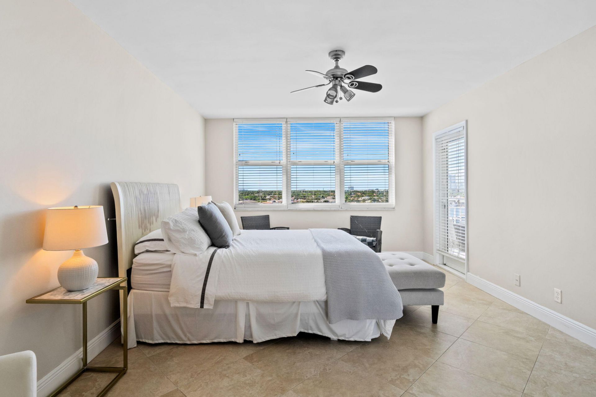 511 Bayshore Drive, Unit 810, Fort Lauderdale, FL 33304 Photo