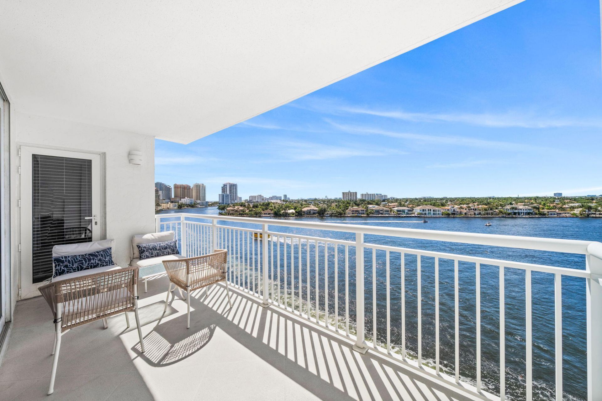 511 Bayshore Drive, Unit 810, Fort Lauderdale, FL 33304 Photo