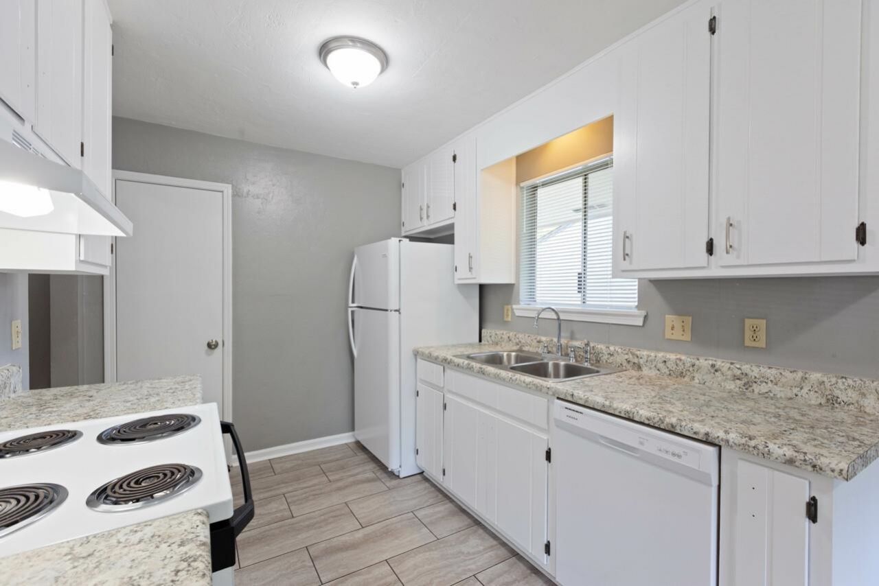 1402 Ramble Brook, Unit A, Tallahassee, FL 32301 Photo