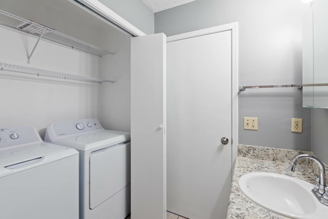 1402 Ramble Brook, Unit A, Tallahassee, FL 32301 Photo
