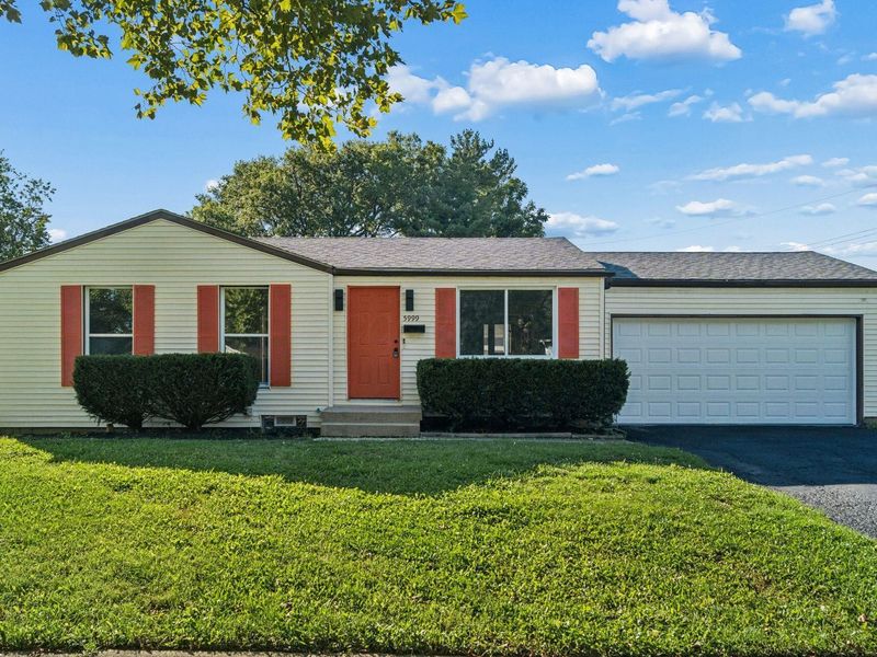 5999 Ambleside Drive , Columbus, OH 43229 Photo 2