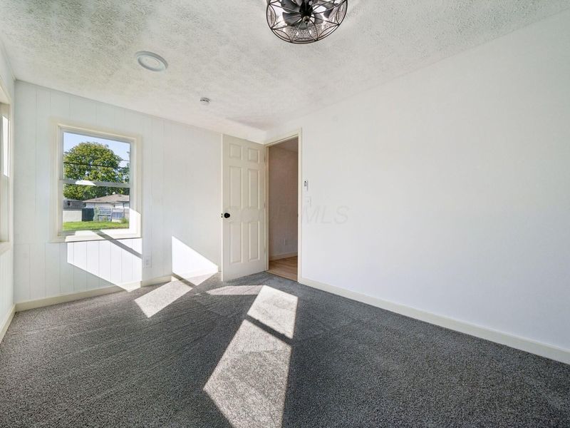 5999 Ambleside Drive , Columbus, OH 43229 Photo 24