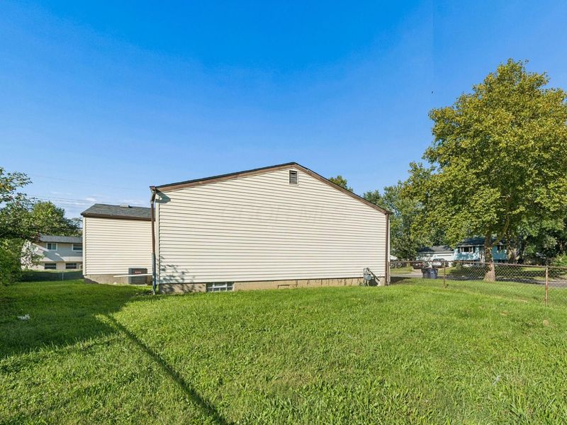 5999 Ambleside Drive , Columbus, OH 43229 Photo 46