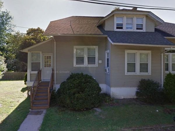 42 Haab Avenue, Babylon, NY 11702