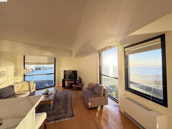 6363 Christie Ave, Unit 606, Emeryville, CA 94608