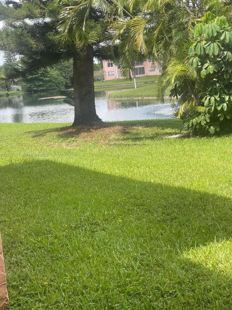 9400 Sunrise Lakes Blvd, Unit 105, Sunrise, FL 33322 Photo