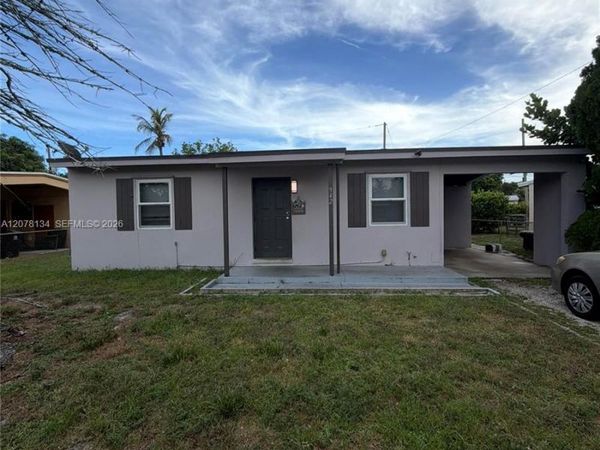 942 NW 11th Ct, Fort Lauderdale, FL 33311