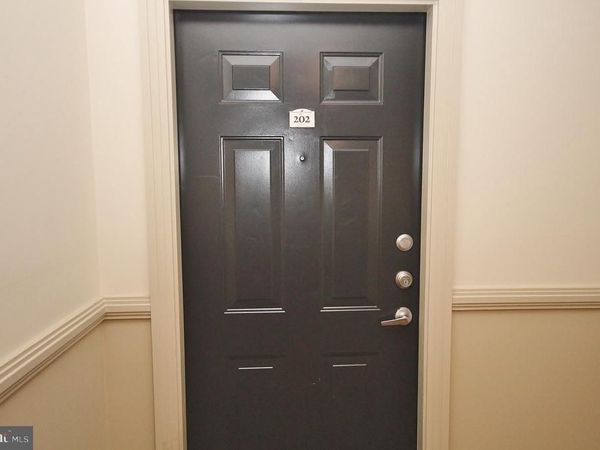 9486 VIRGINIA CENTER BOULEVARD, Unit 202, VIENNA, VA 22181