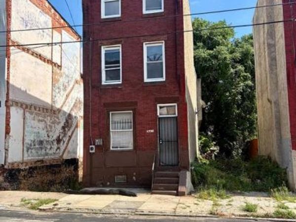 2738 W GLENWOOD AVENUE, PHILADELPHIA, PA 19121
