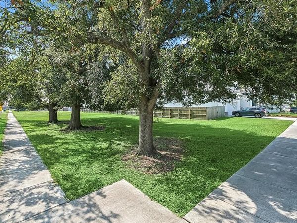 1625 SCHNELL Drive , Arabi, LA 70032