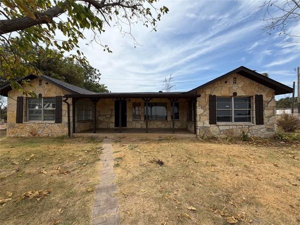 177 county road , Poolville, TX 76487