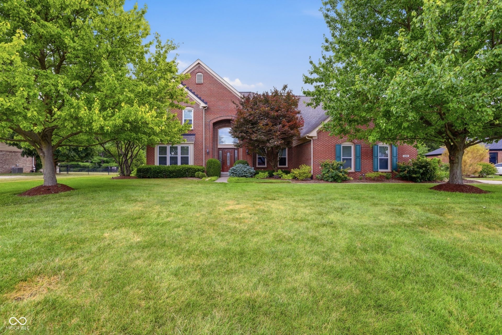 11439 Sutton Place Drive E, Carmel, IN 46032 Main Photo