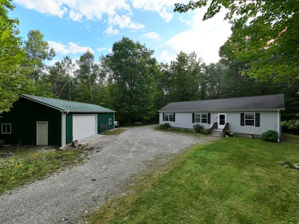 1110 N Hubbard Lake Road, Lincoln, MI 48742