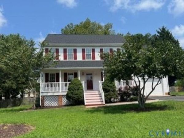 2924 Appleford Drive , Chester, VA 23831
