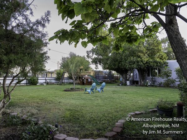 228 Appaloosa Drive, Los Lunas, NM 87031