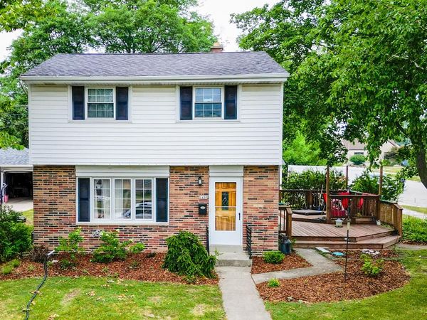 1400 Manitowoc AVENUE, South Milwaukee, WI 53172