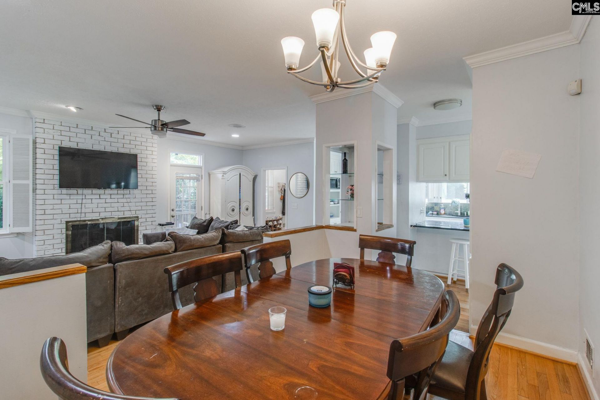 435 Barnwell Street Photo 10