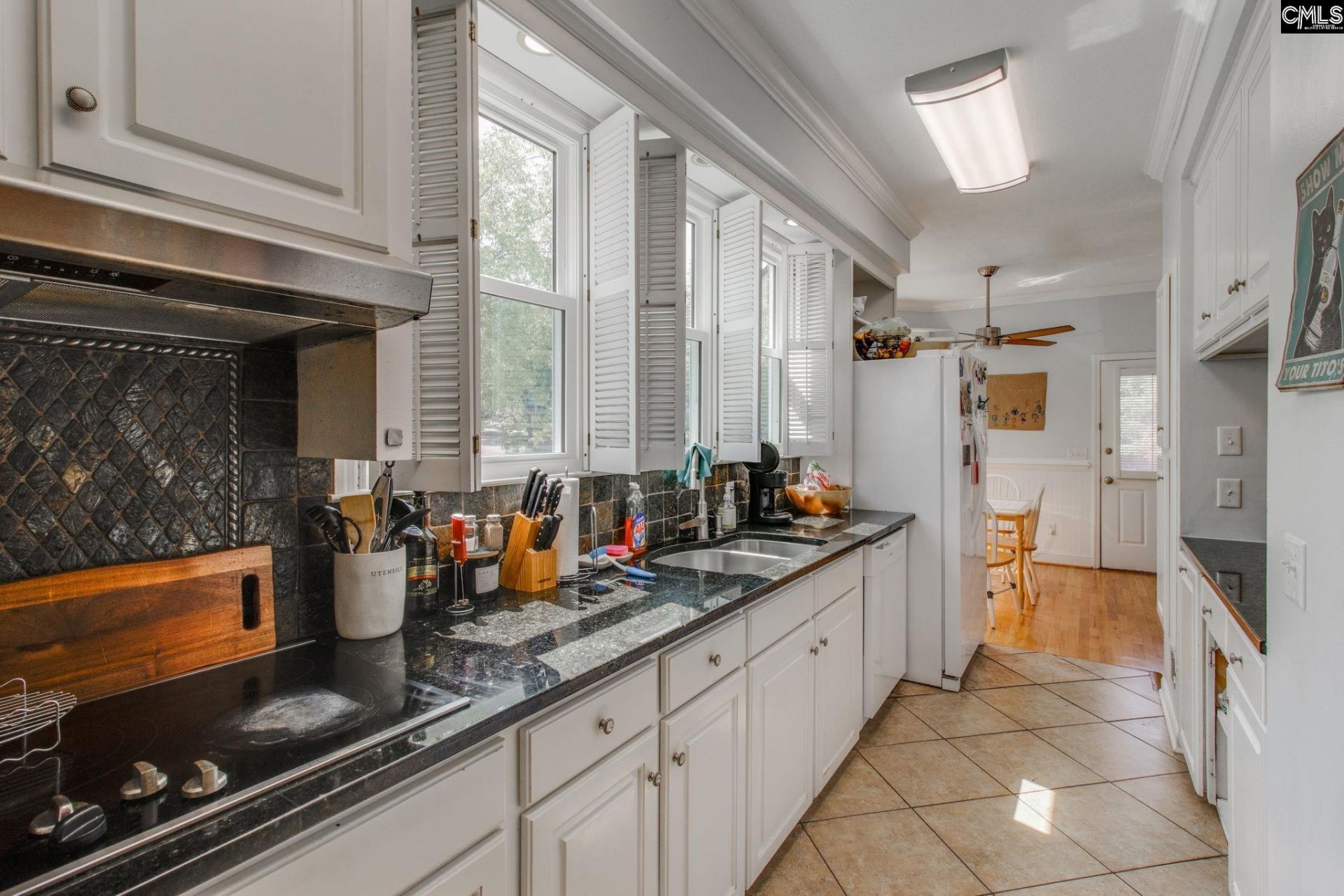 435 Barnwell Street Photo 11