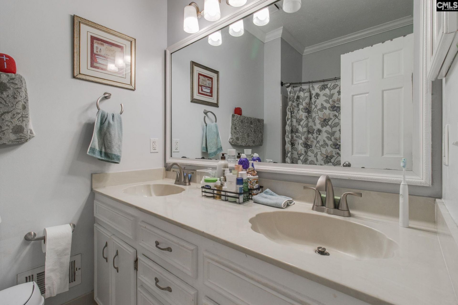 435 Barnwell Street Photo 17