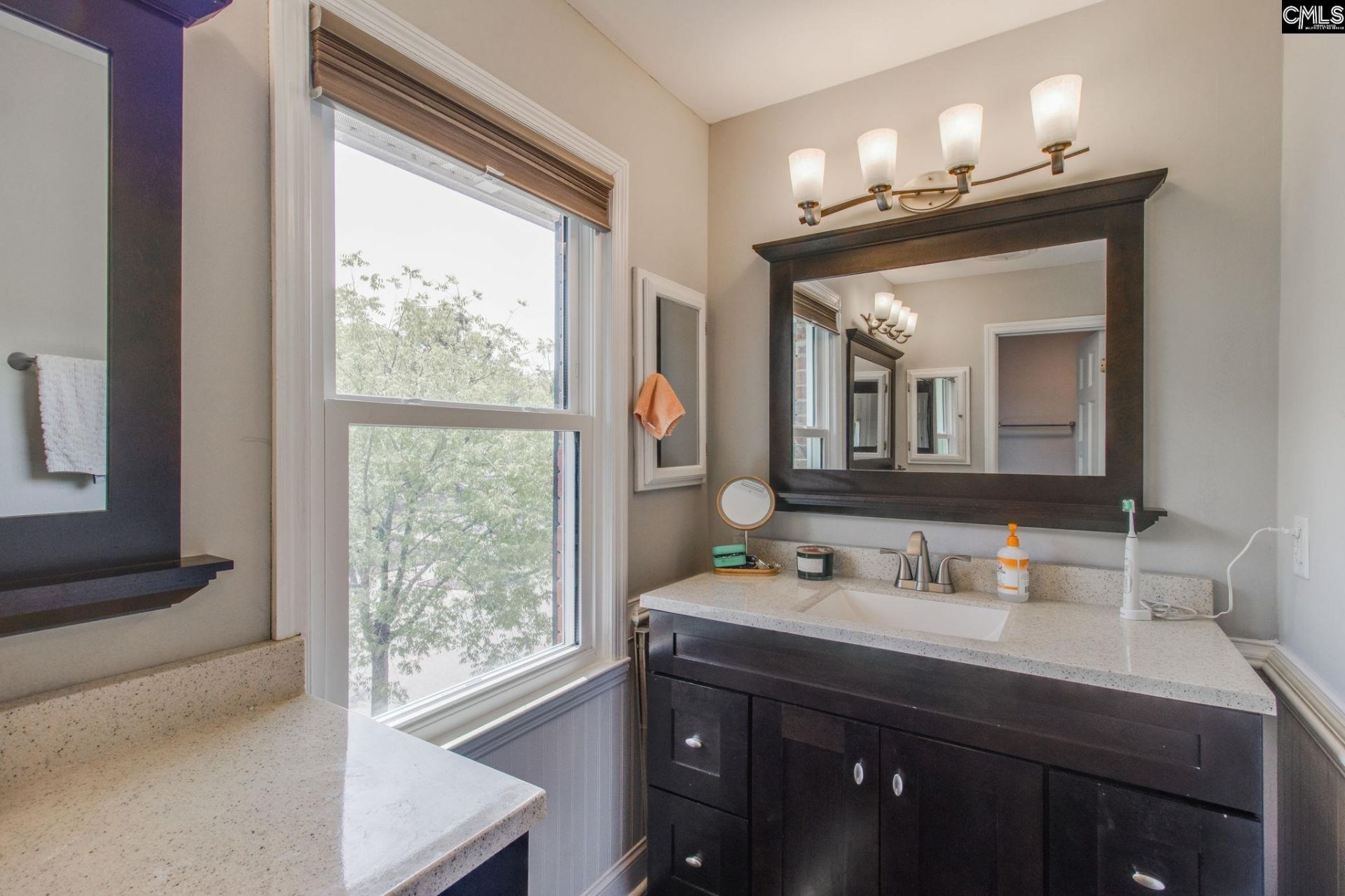 435 Barnwell Street Photo 31