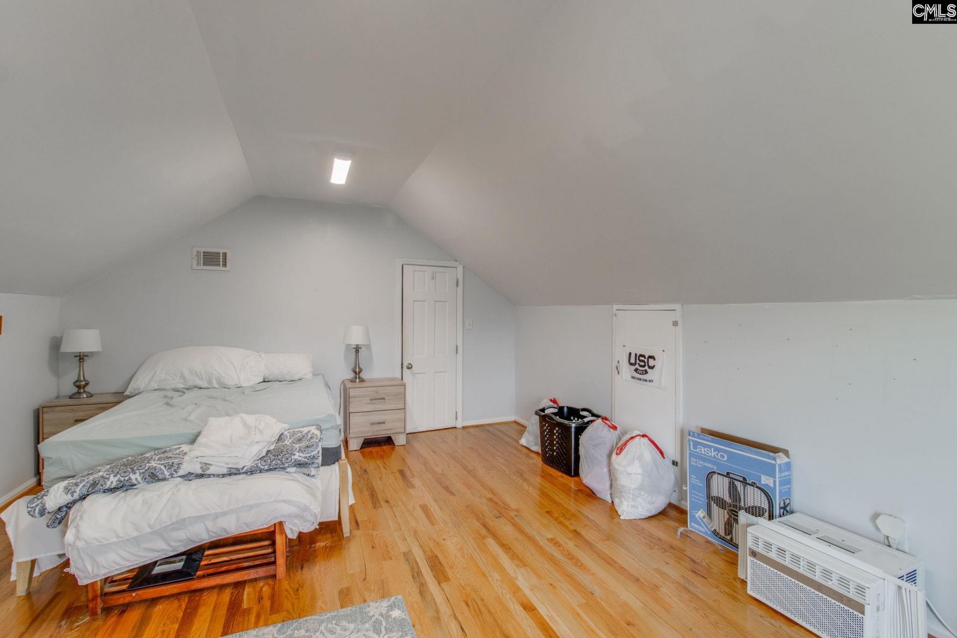 435 Barnwell Street Photo 35