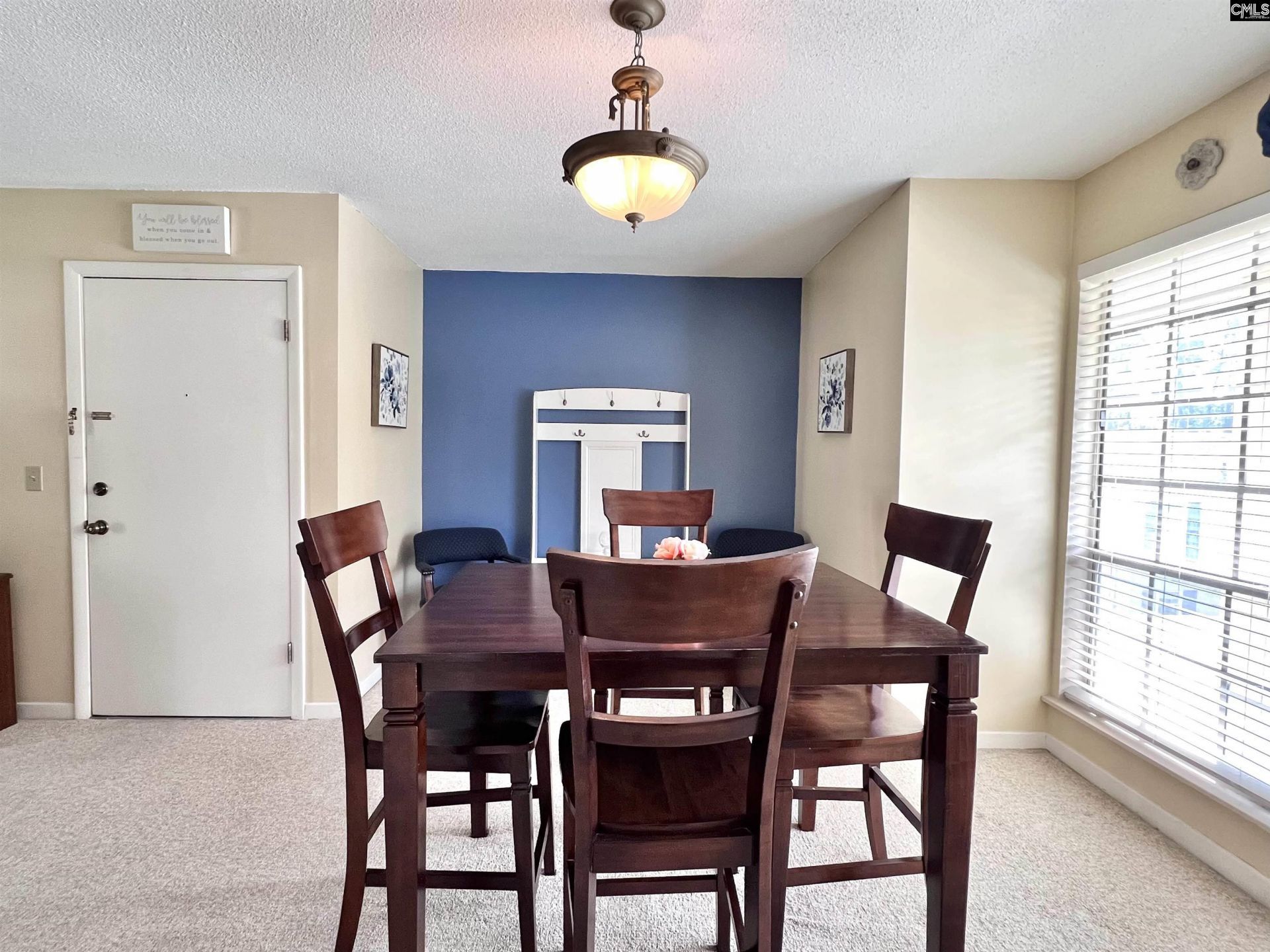 3600 Chateau Drive  Photo 12