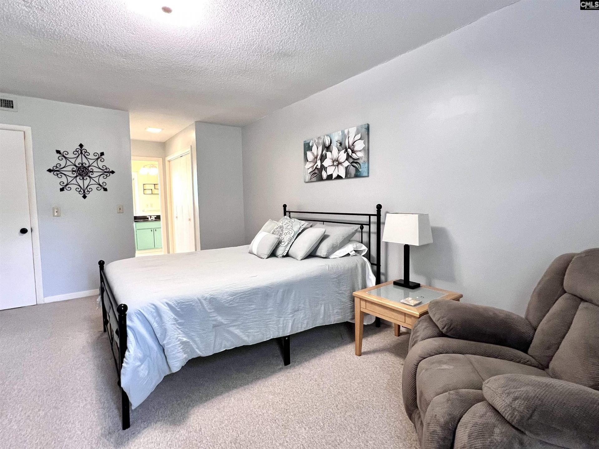 3600 Chateau Drive  Photo 21