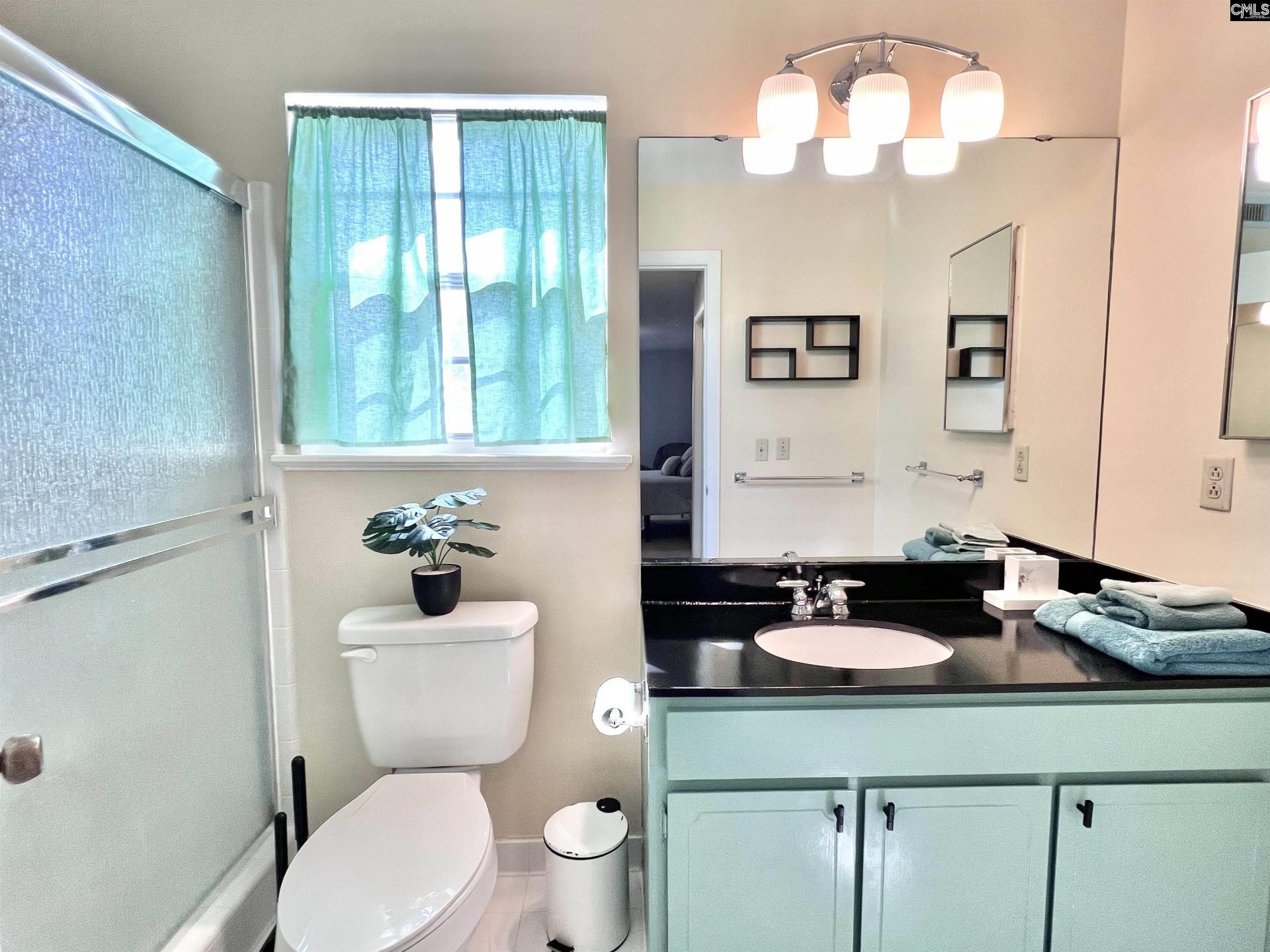 3600 Chateau Drive  Photo 24