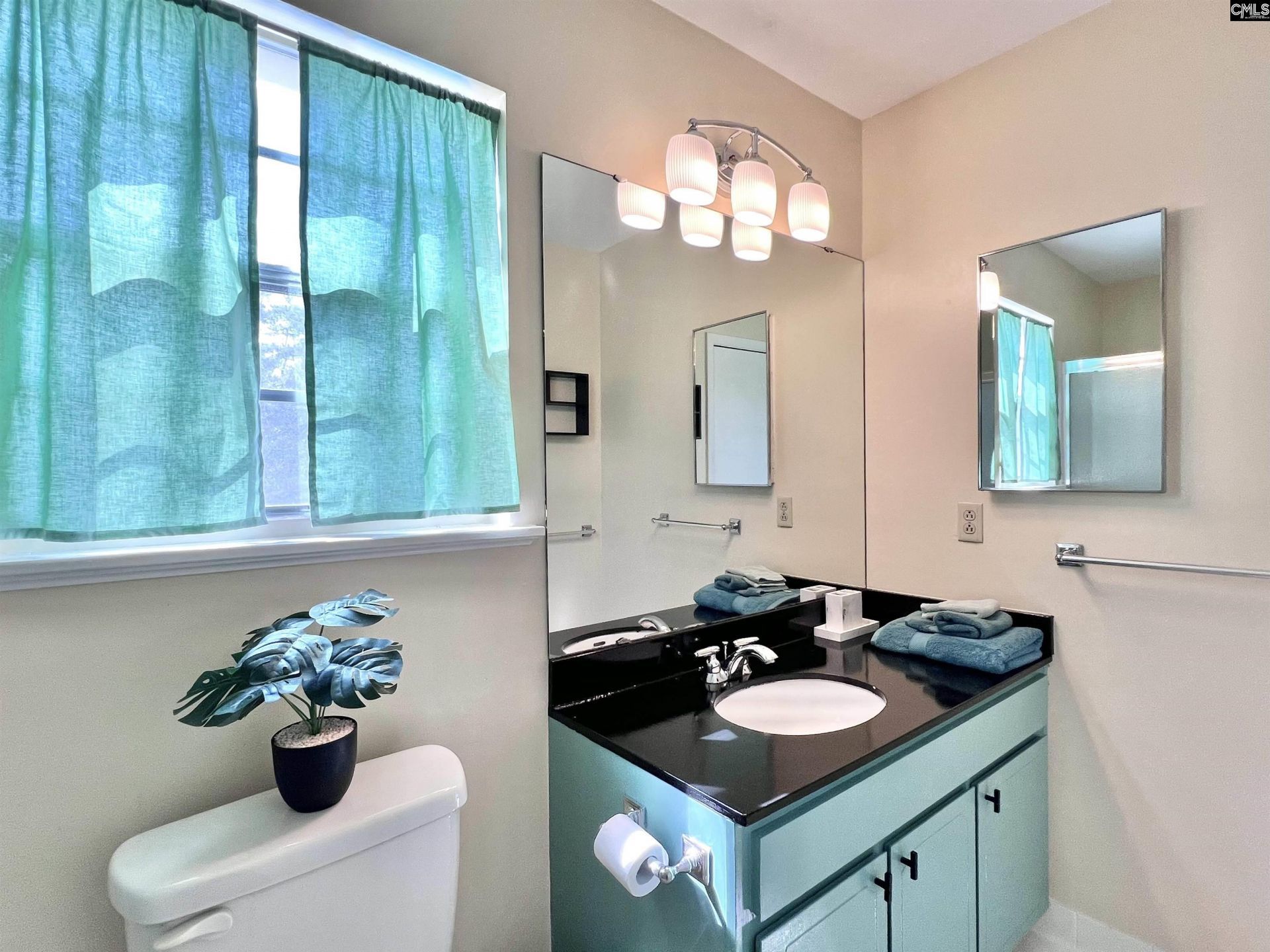 3600 Chateau Drive  Photo 25