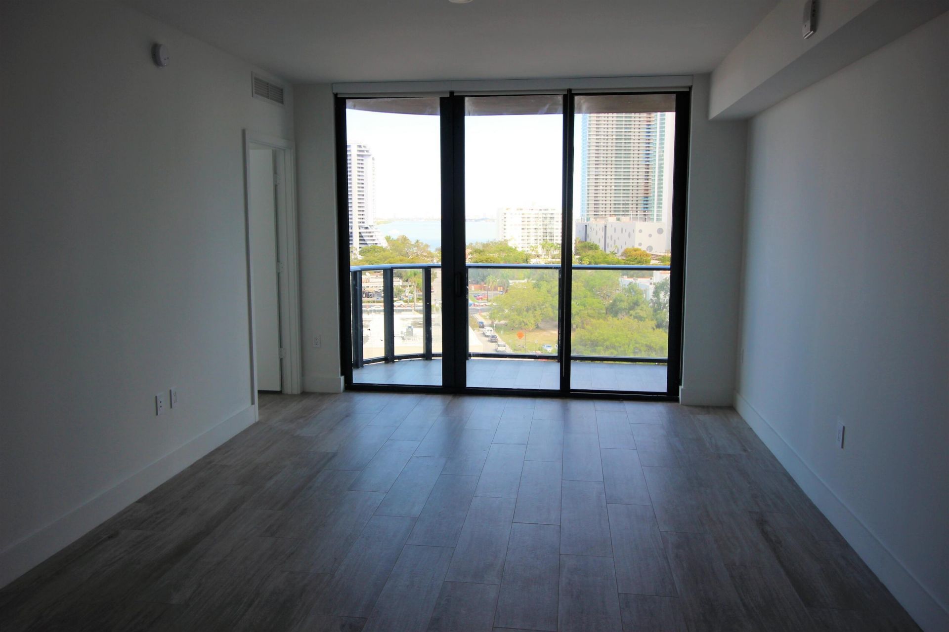 121 NE 34th Street, Unit 806A, Miami, FL 33137 Photo