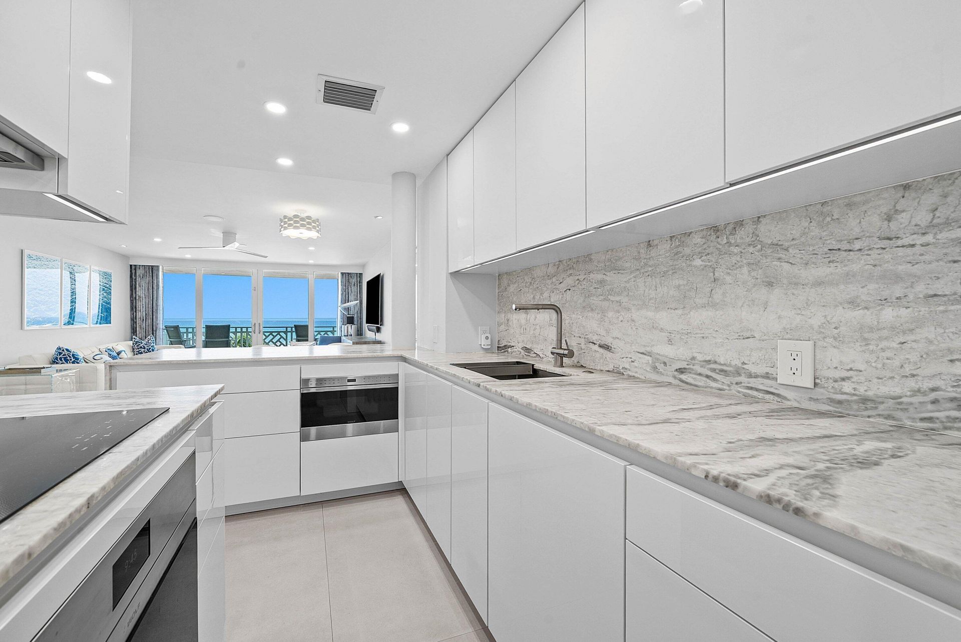 1225 S Ocean Boulevard, Unit 404, Delray Beach, FL 33483 Photo