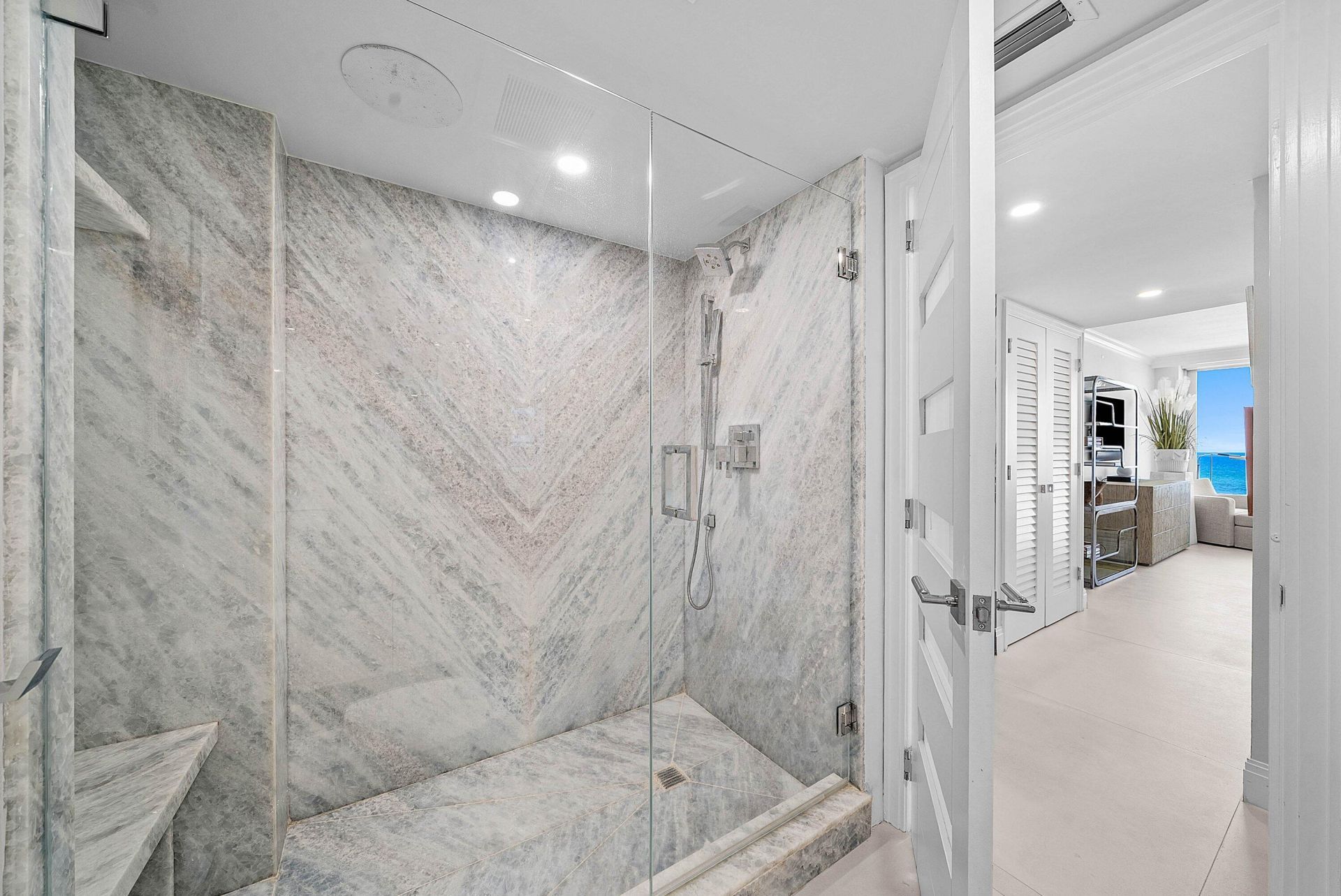 1225 S Ocean Boulevard, Unit 404, Delray Beach, FL 33483 Photo