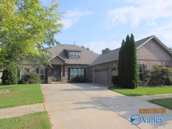 3 Cypress Grove Lane, Huntsville, AL 35824