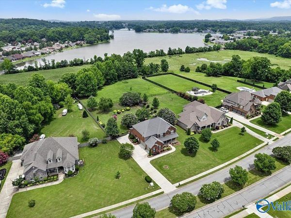 378 Natures Way, Huntsville, AL 35824
