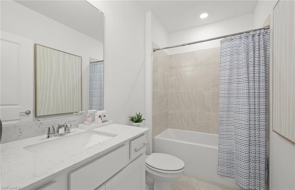 612 Oasis Lake Pl , Lehigh Acres, FL 33936 Photo