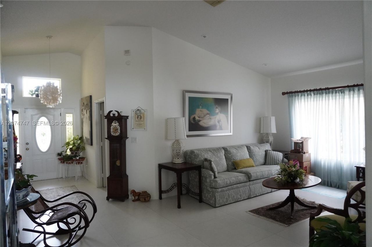 16461 SW 103 Terr, Miami, FL 33196 Photo