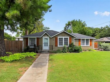 2811 Springdale Road, Fort Worth, TX 76111