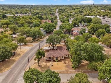 3804 Mount Washington Street, Dallas, TX 75211