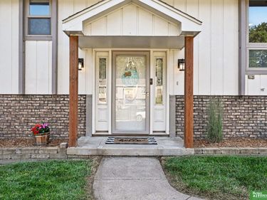1326 S 166 Street, Omaha, NE 68130
