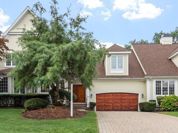 4 Bobby Jones, Unit 4, Andover, MA 01810
